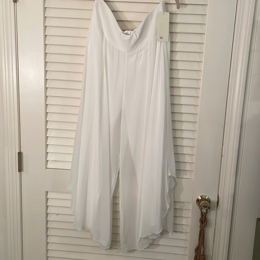 Nevra Women Wear Day Evening White Wide Band Silhouette Layered Flow Like Pants